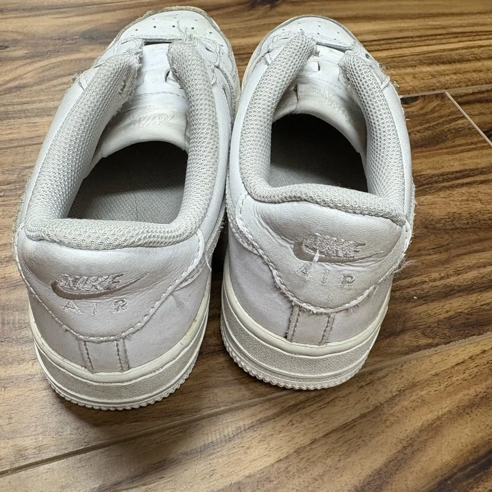 Nike Boys Air Force 1 Triple White Low Top Sneakers Shoes, Size 5Y